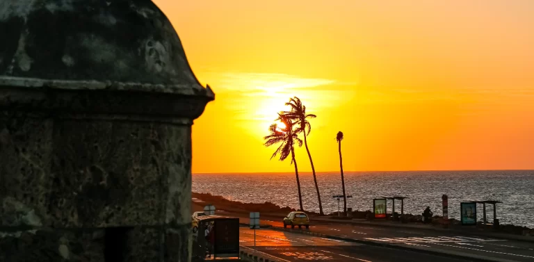 Lugares para visitar en Cartagena de indias de noche